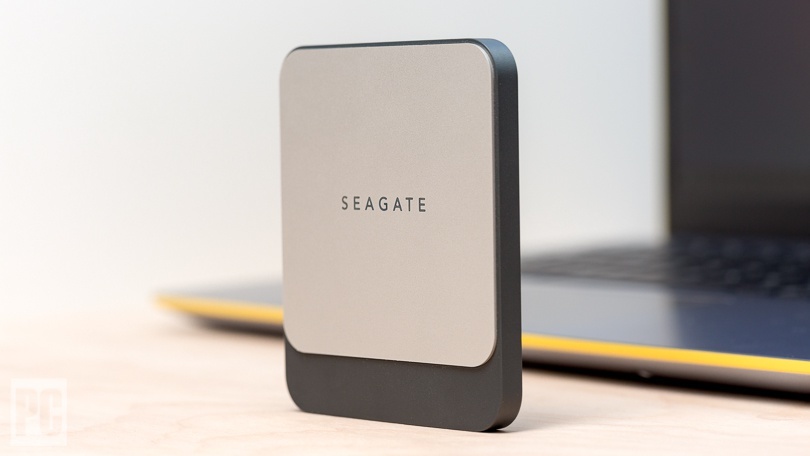 بررسی هارد Seagate Fast SSD