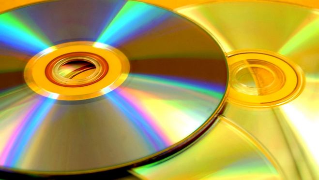 DVD جدیدی که به اندازه ۱۰۰ سال فیلم ذخیره می‌کند