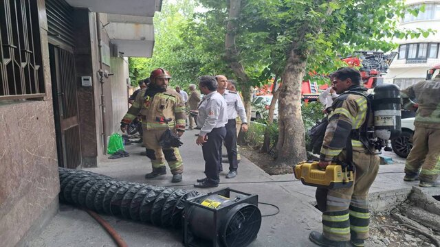 آتش سوزی ساختمان اداری در خیابان ۱۶ آذر ایتی مایتی